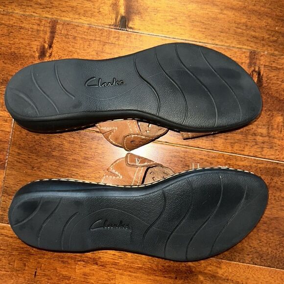 Clark’s sandals - Picture 4 of 6